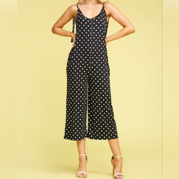 NWT PLUS SIZE Dot Print Wide Leg Cropped Jumpsuit - Picture 1 of 3
